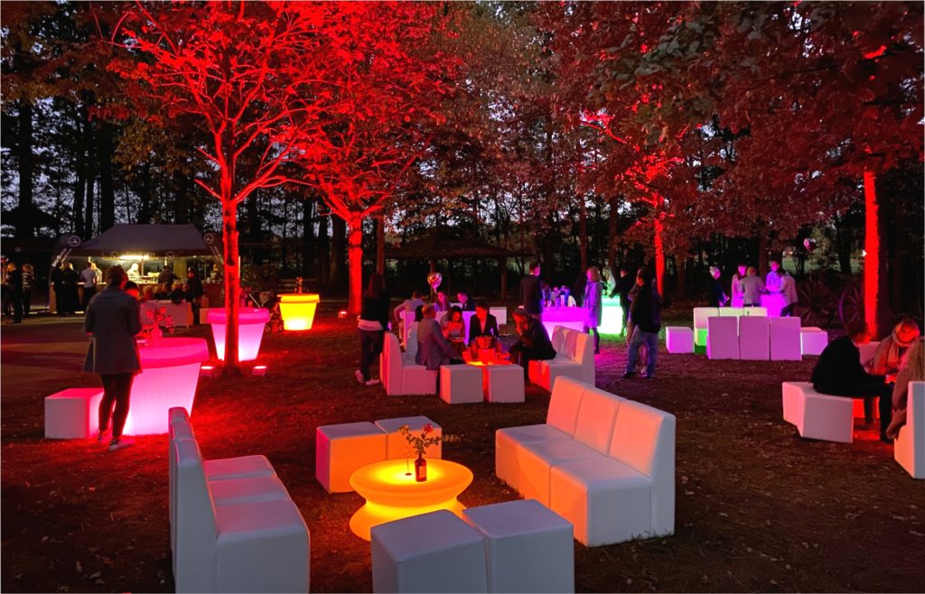Lounge Sofas mieten für Veranstaltungen - garten sofa loungemoebel 1024x658 garten sofa loungemoebel 1024x658