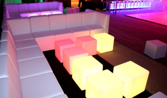 loungesofa party mieten