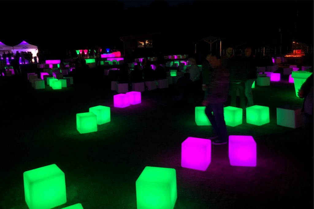 Sitzwürfel mieten - led sitzhocker mieten 1024x682 led sitzhocker mieten 1024x682